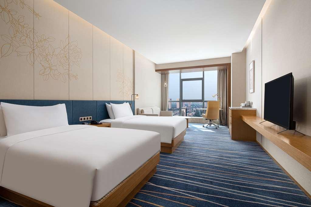 Hilton Garden Inn Zibo Zhangdian Habitación foto
